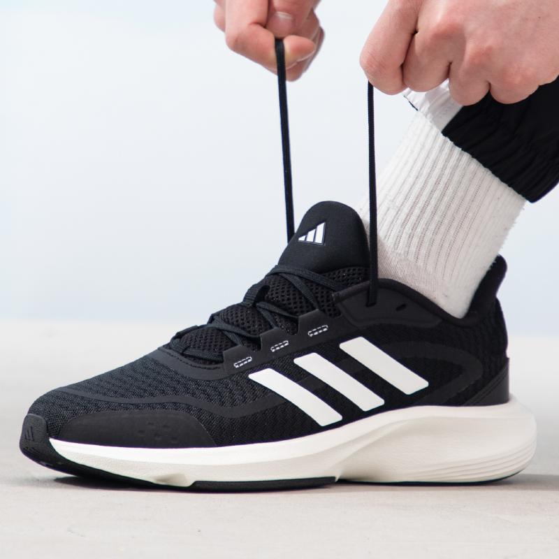 Мужская и женская обувь Adidas – обзор и цена Lightweight Road Running Shoes
