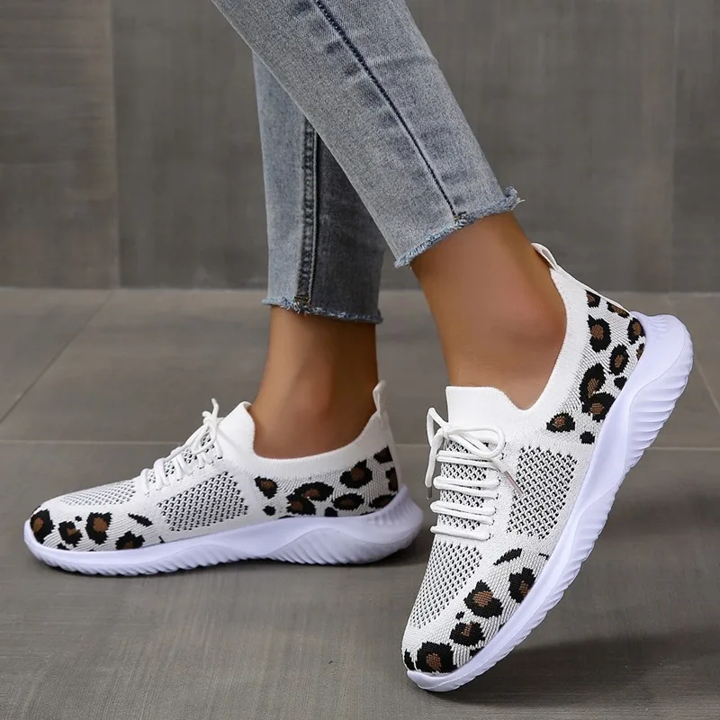 Новые летние женские кроссовки – обзор и цена Knit Fabric Lace Up Sneakers